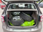 Volkswagen Golf Plus 2011 Ruskea (beige)