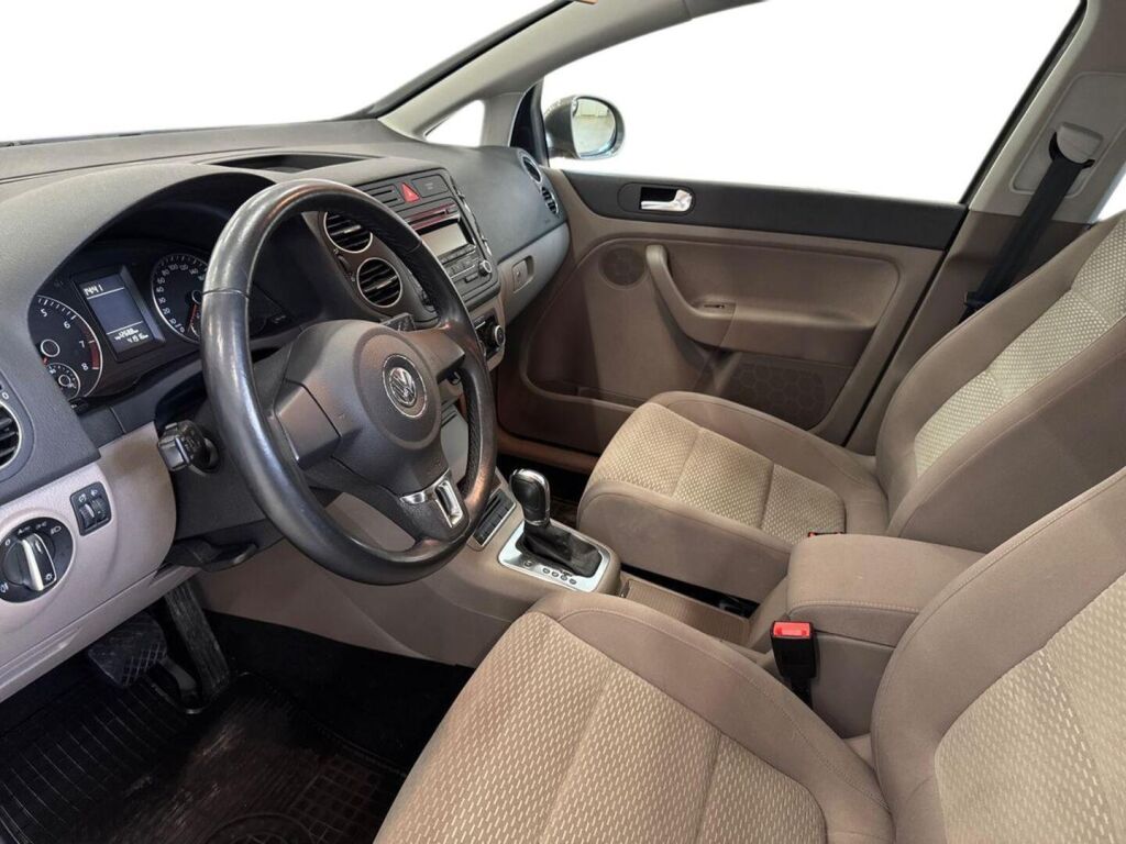 Volkswagen Golf Plus 2011 Ruskea (beige)
