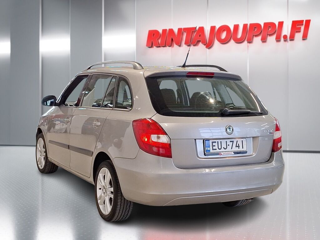 Skoda Fabia 2008 Keltainen