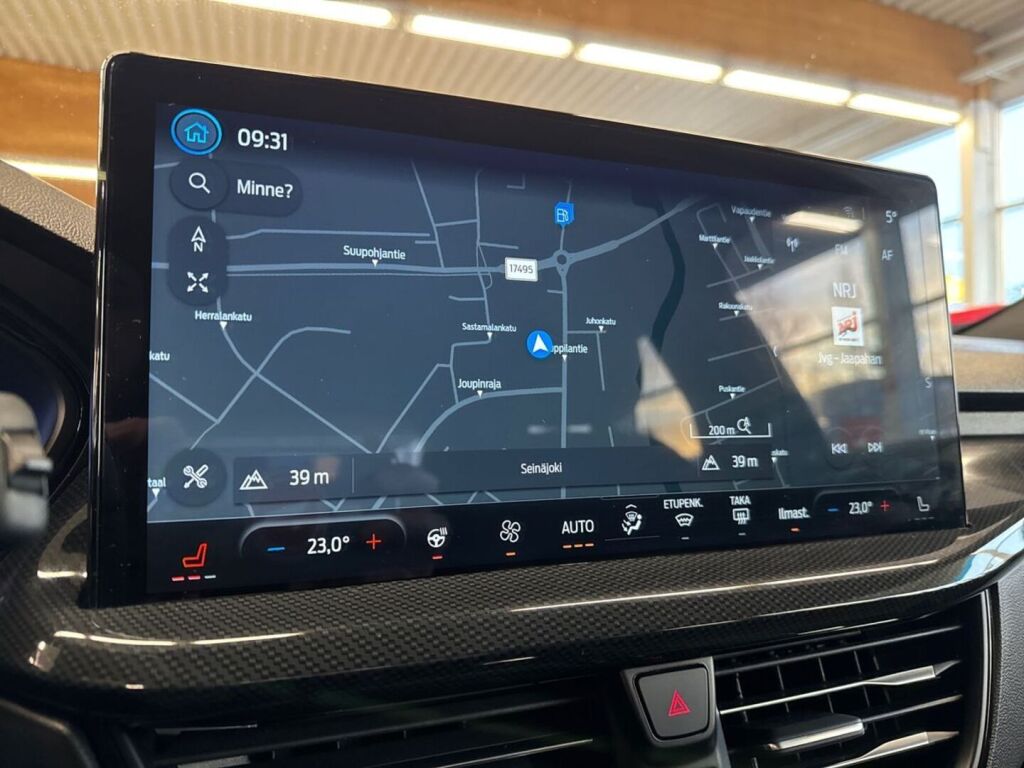 Ford Focus 2022 Metallinhohto Musta (Agate Black Metallic)