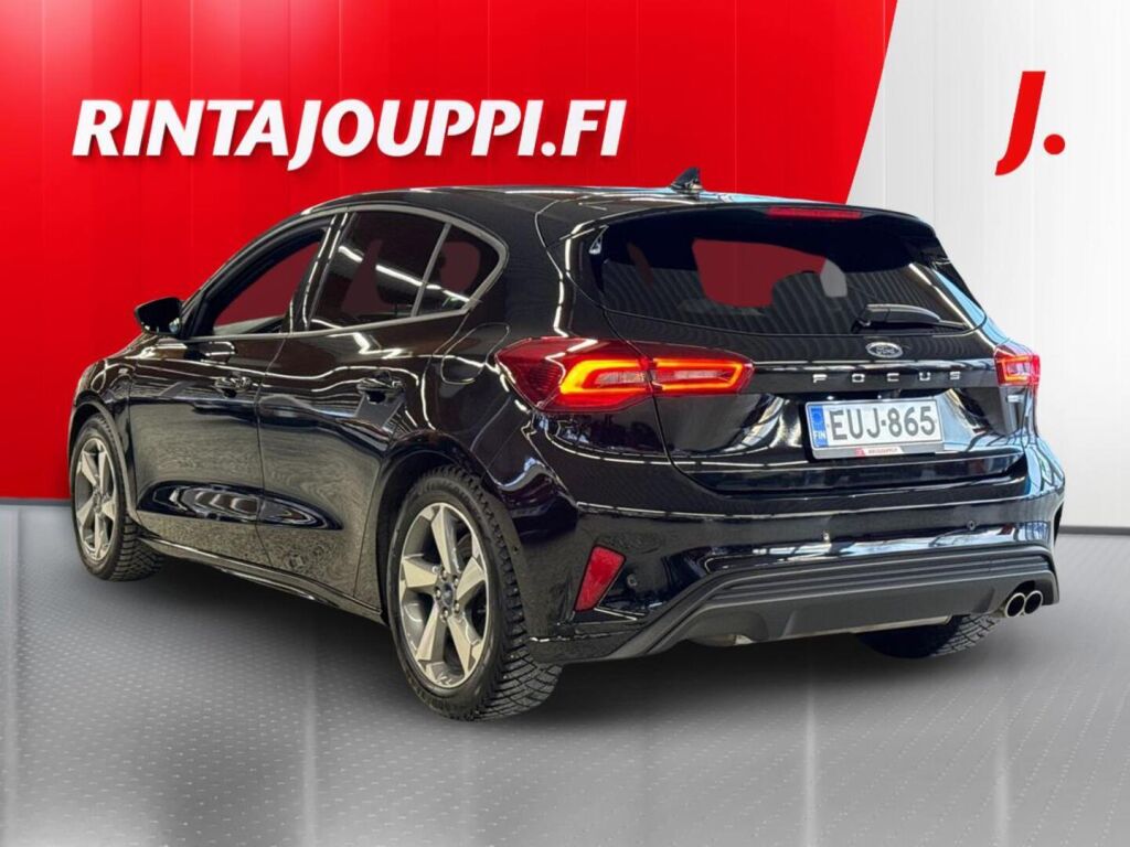 Ford Focus 2022 Metallinhohto Musta (Agate Black Metallic)