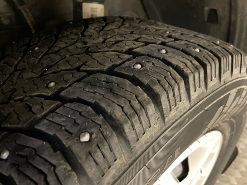 Ford Transit 2023 Sininen