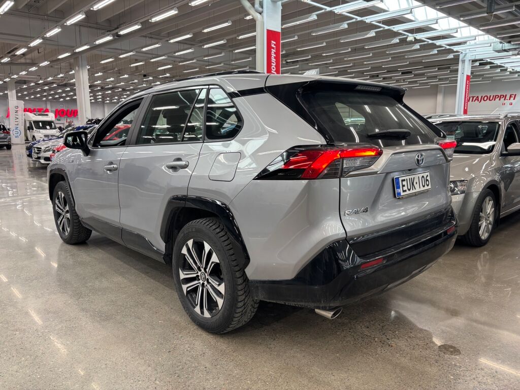 Toyota RAV4 Plug-in 2022 Hopea