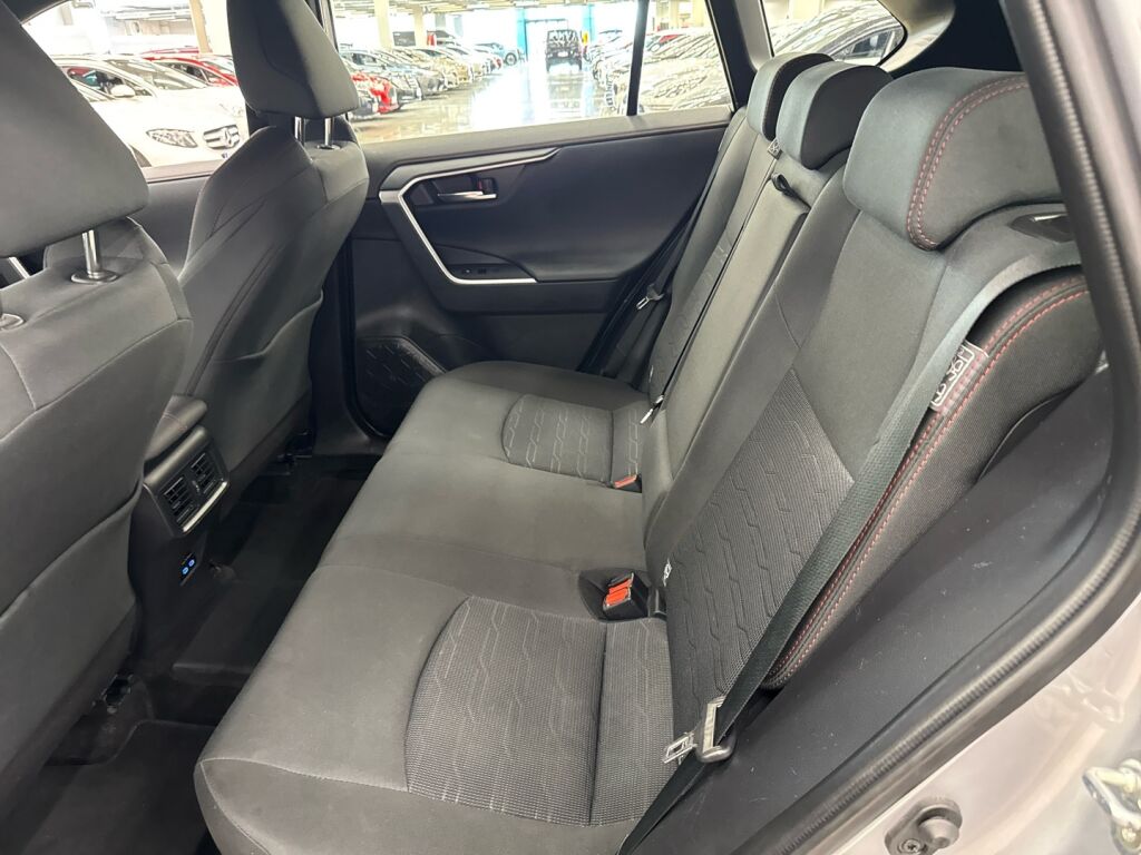 Toyota RAV4 Plug-in 2022 Hopea