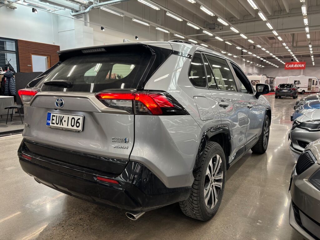 Toyota RAV4 Plug-in 2022 Hopea
