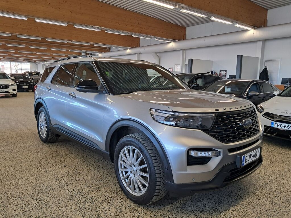 Ford Explorer 2020 Harmaa