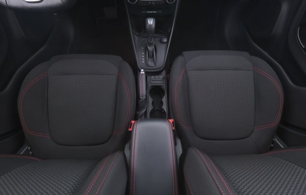 Ford Puma 2023 Punainen