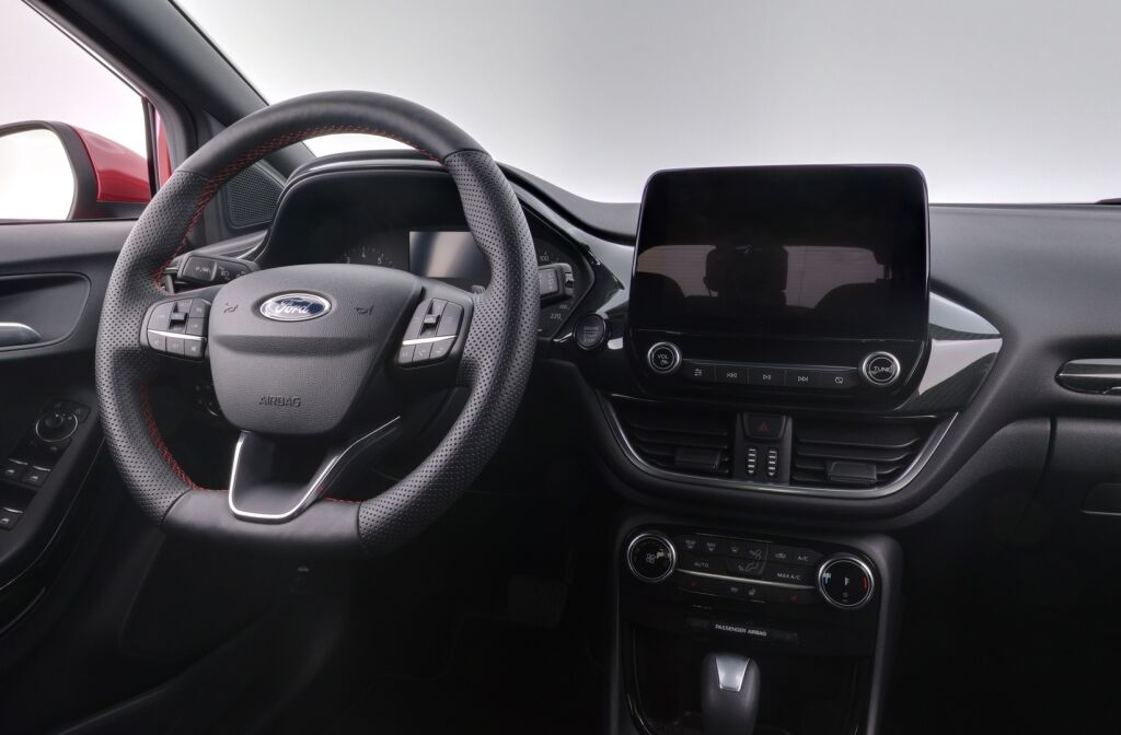 Ford Puma 2023 Punainen