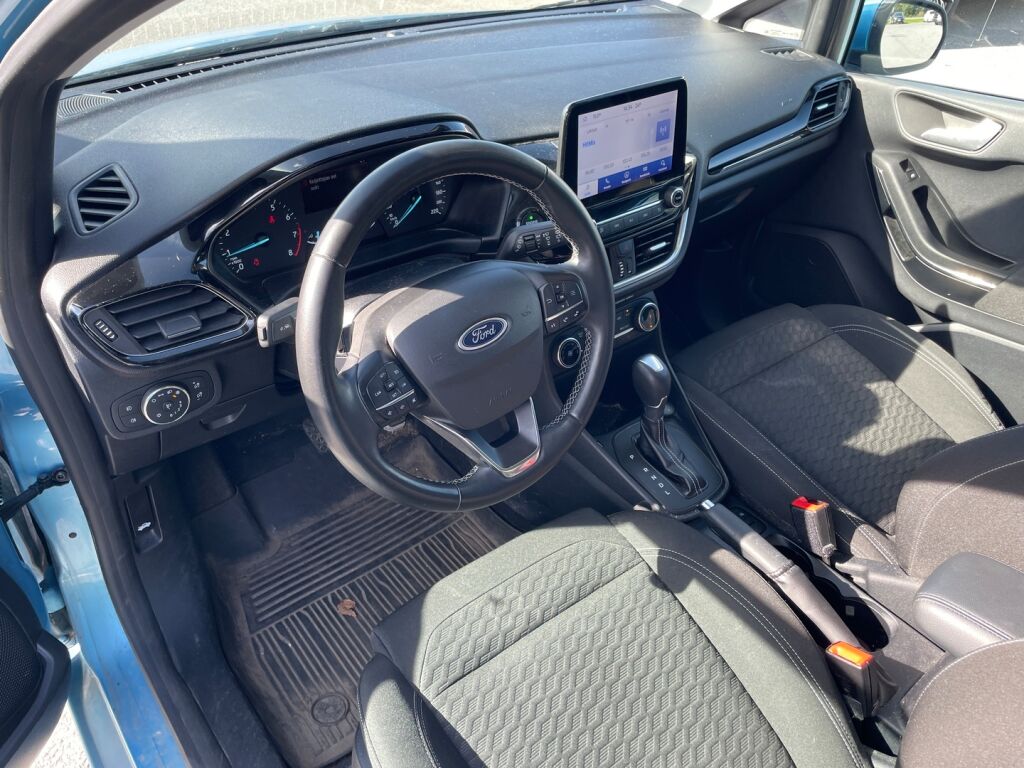 Ford Fiesta 2022 Sininen