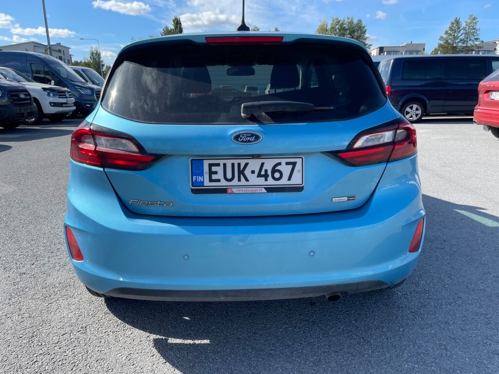 Ford Fiesta 2022 Sininen