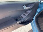 Ford Fiesta 2022 Sininen