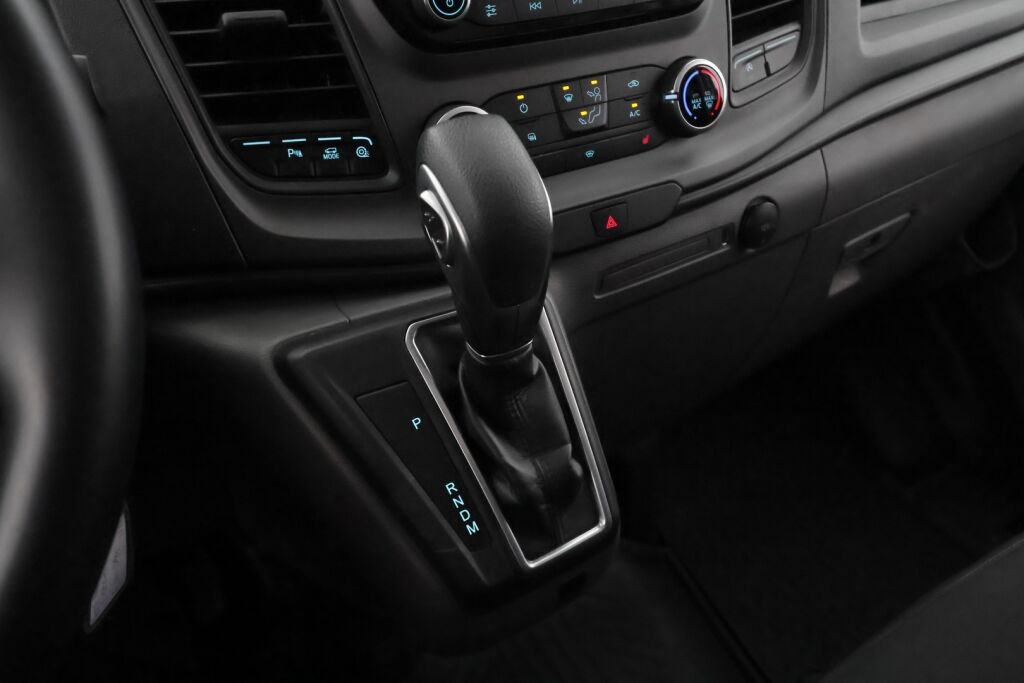 Ford Transit Custom 2022 Valkoinen