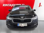 Skoda Octavia 2023 Musta