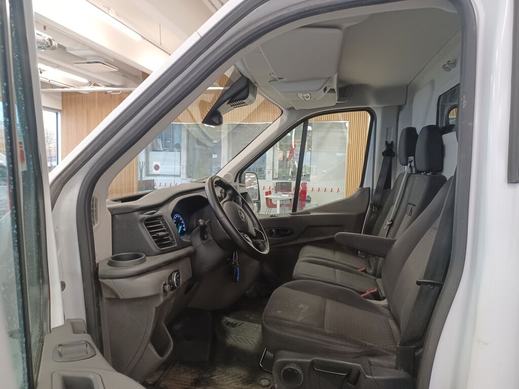 Ford Transit 2022 Valkoinen