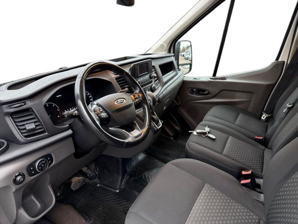 Ford Transit 2022 Valkoinen
