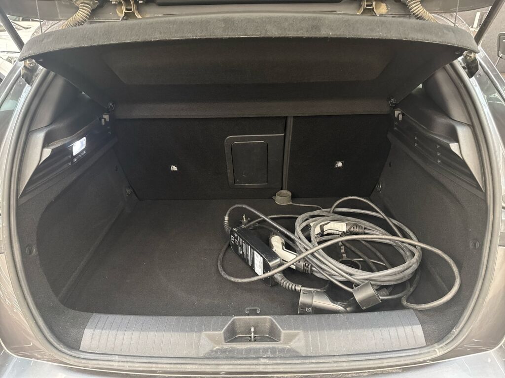 Opel Astra 2022 Harmaa