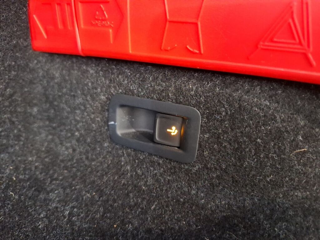 Skoda Enyaq 2021 Musta