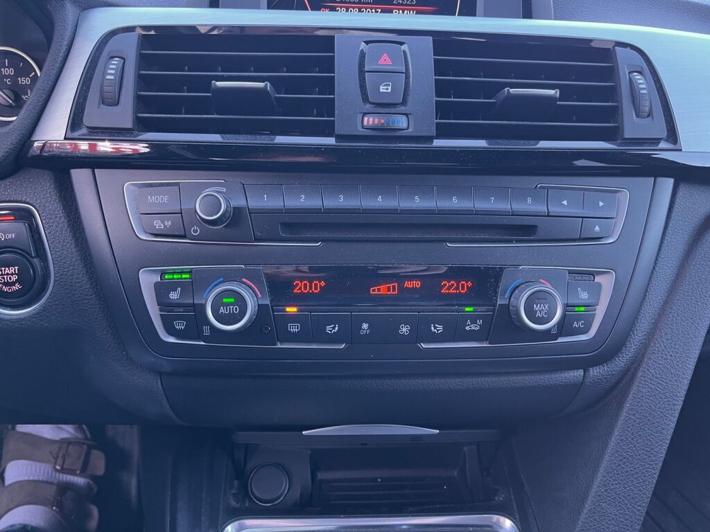 BMW 320 2015 Valkoinen