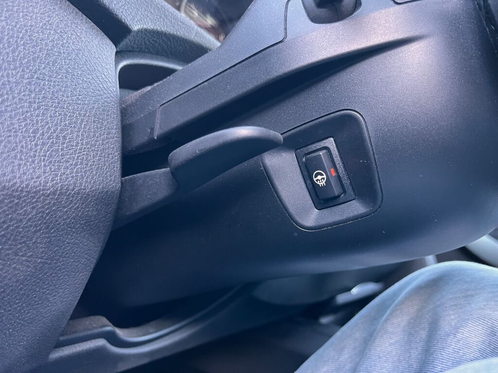 BMW 320 2015 Valkoinen