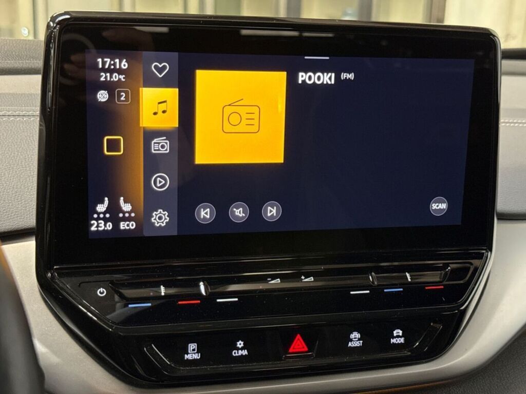 Volkswagen ID.4 2023 Musta