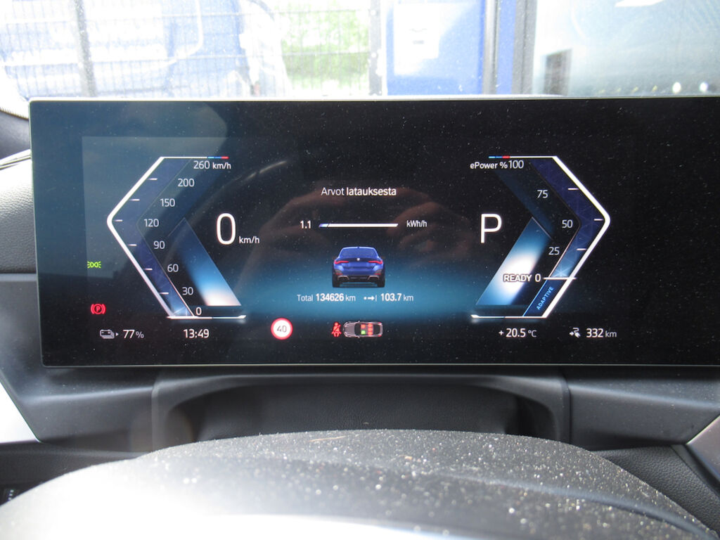 BMW i4 2023 Sininen