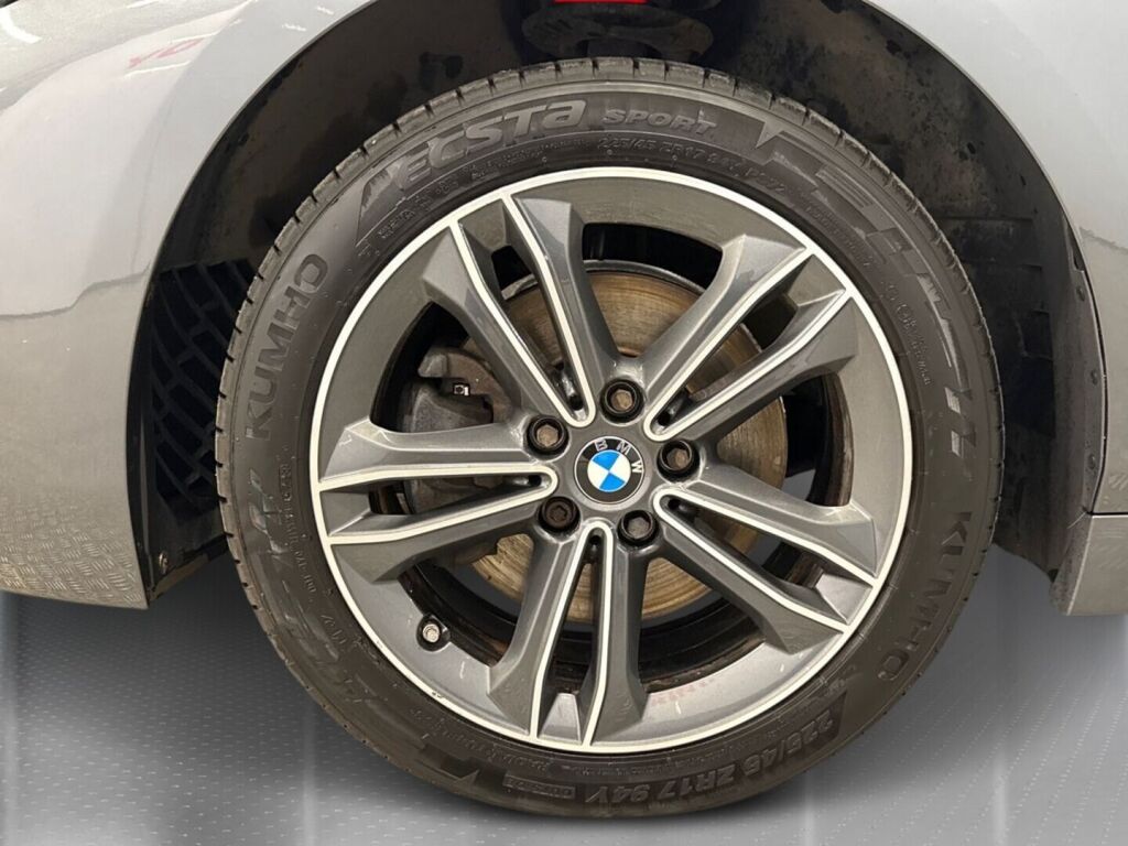 BMW 118 2019 Met.Harmaa