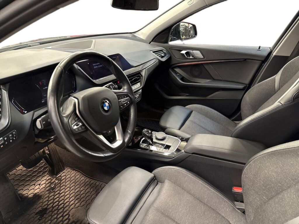 BMW 118 2019 Met.Harmaa