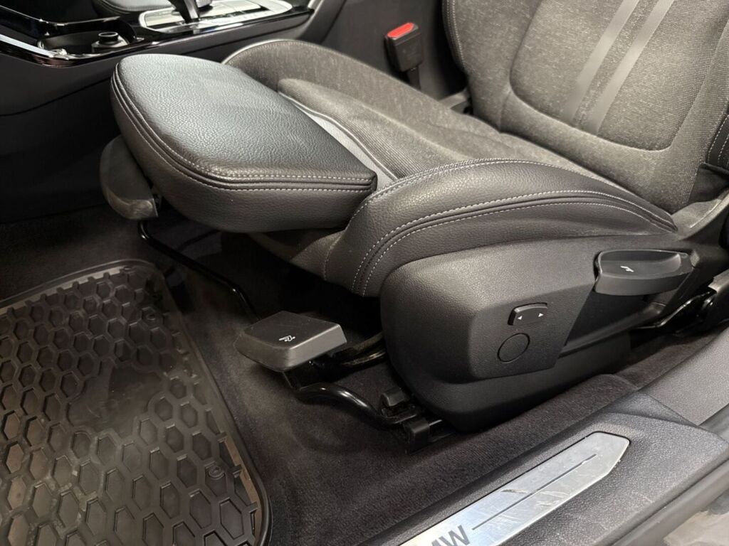 BMW 118 2019 Met.Harmaa