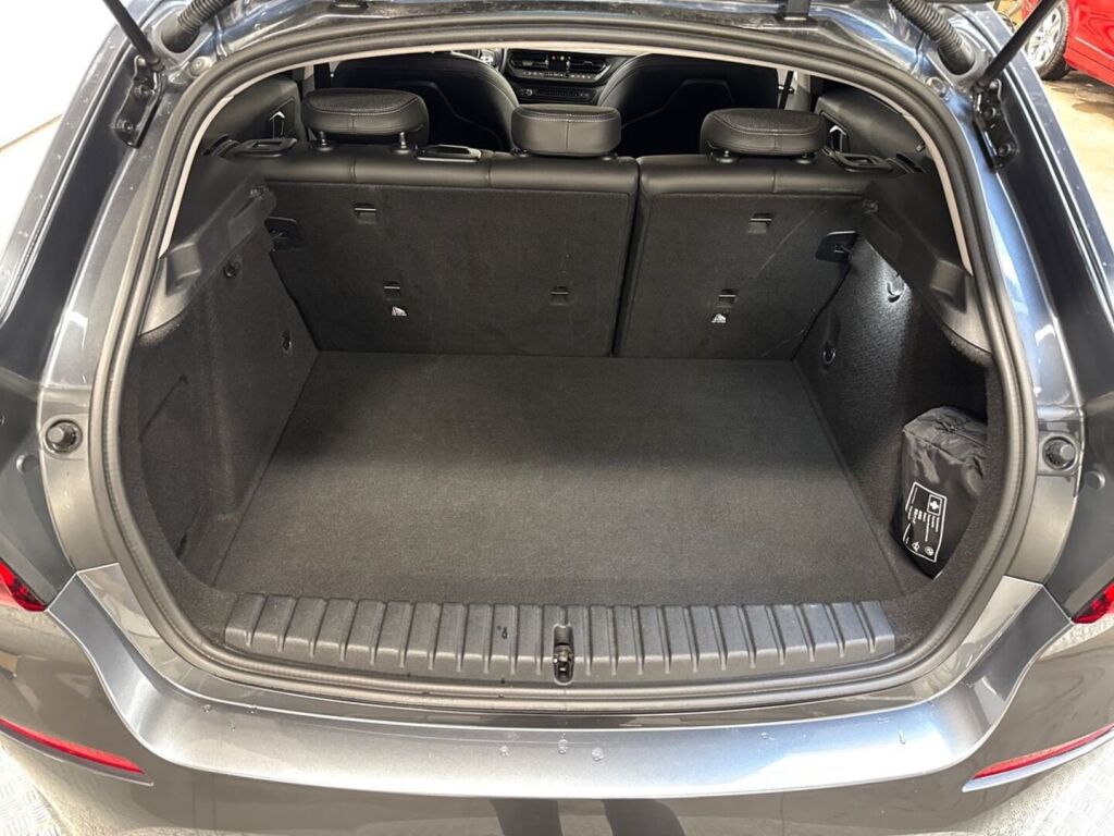 BMW 118 2019 Met.Harmaa