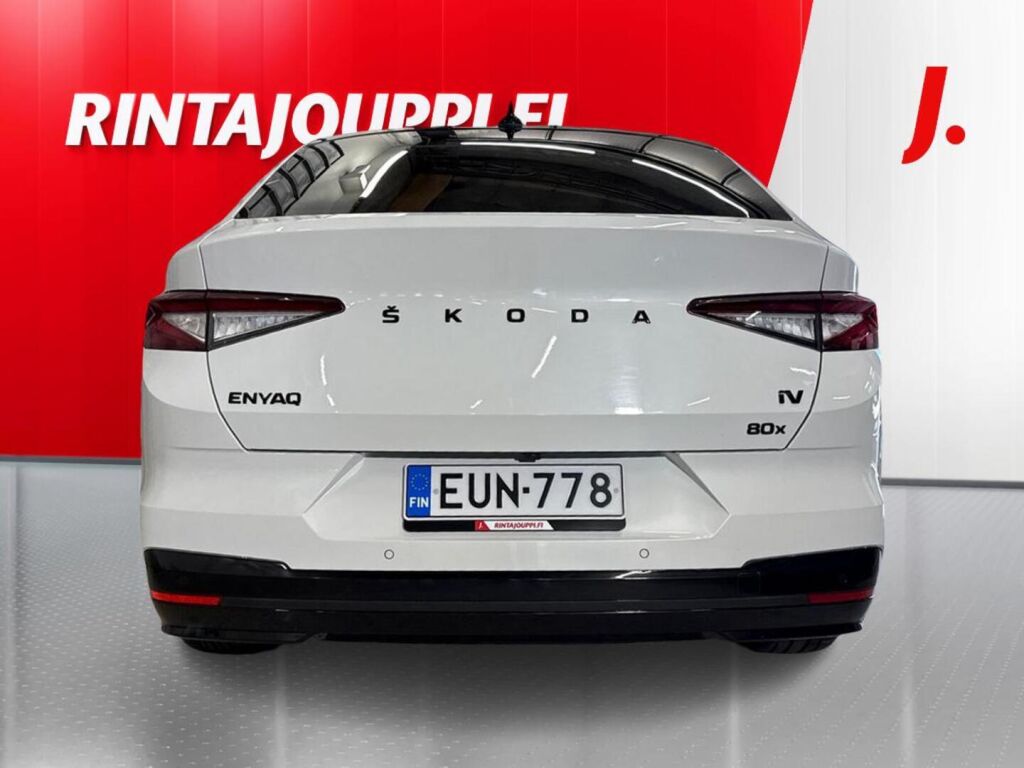 Skoda Enyaq 2023 Valkoinen