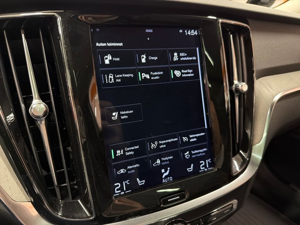 Volvo V60 2019 Valkoinen