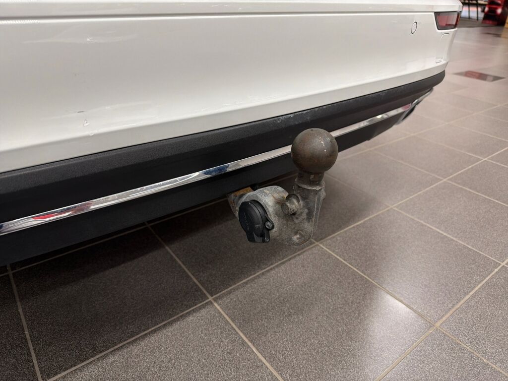 Volvo V60 2019 Valkoinen