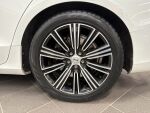 Volvo V60 2019 Valkoinen