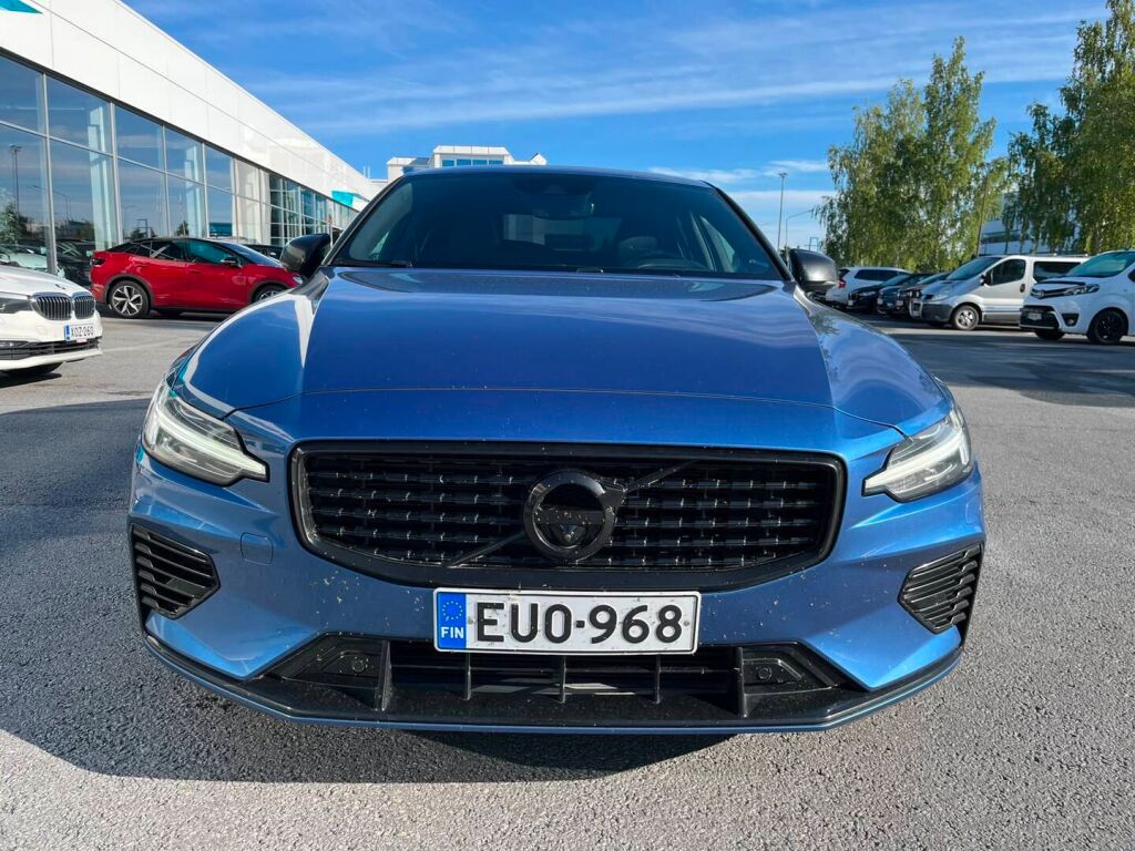 Volvo S60 2020 Sininen