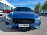 Volvo S60 2020 Sininen