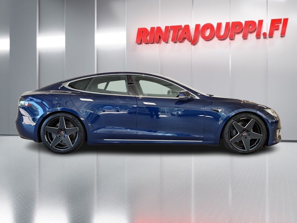 Tesla Model S 2018 Sininen