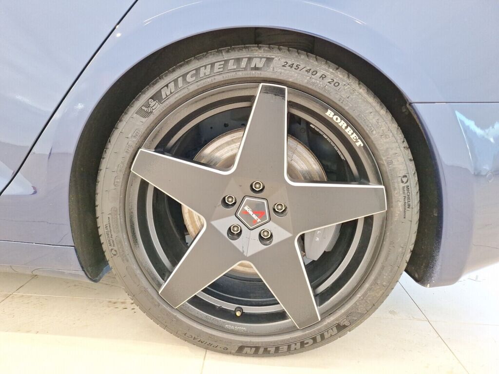 Tesla Model S 2018 Sininen