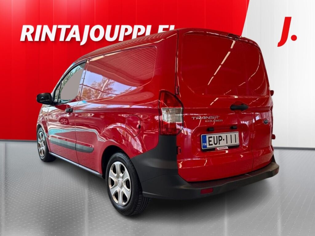 Ford Transit Courier 2023 Punainen