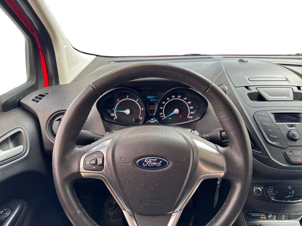 Ford Transit Courier 2023 Punainen