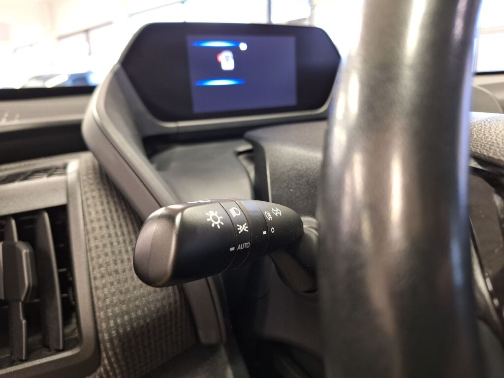 Toyota bZ4X 2023 Musta