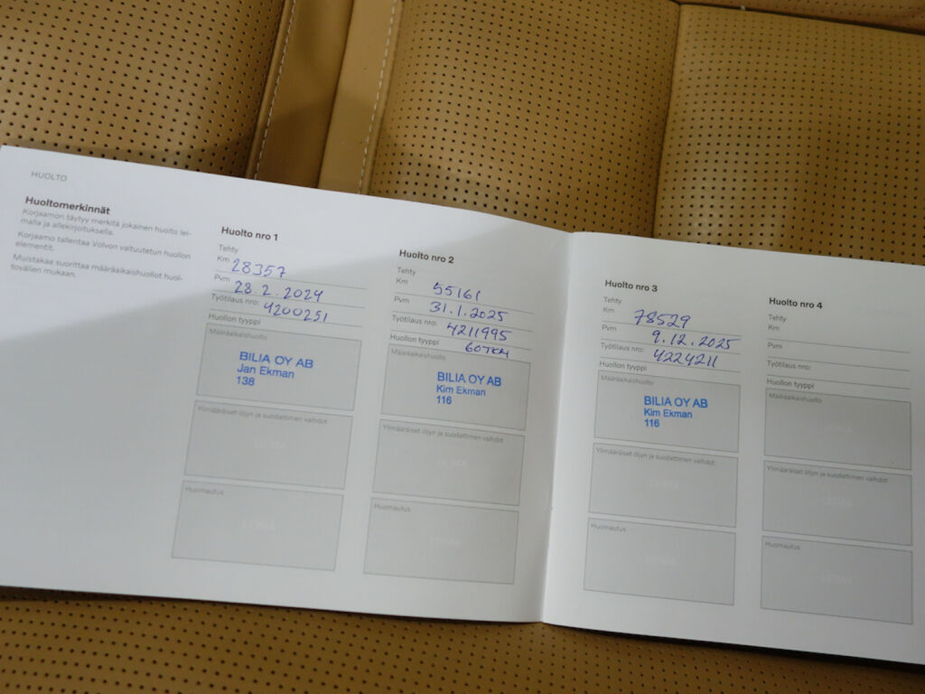 Volvo V90 2023 Metallinhohto Harmaa (PLATINUM GREY)