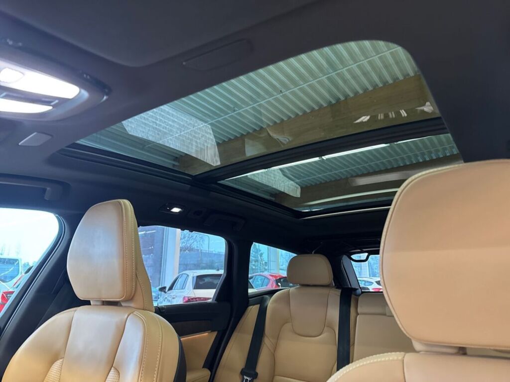 Volvo V90 2023 Metallinhohto Harmaa (PLATINUM GREY)