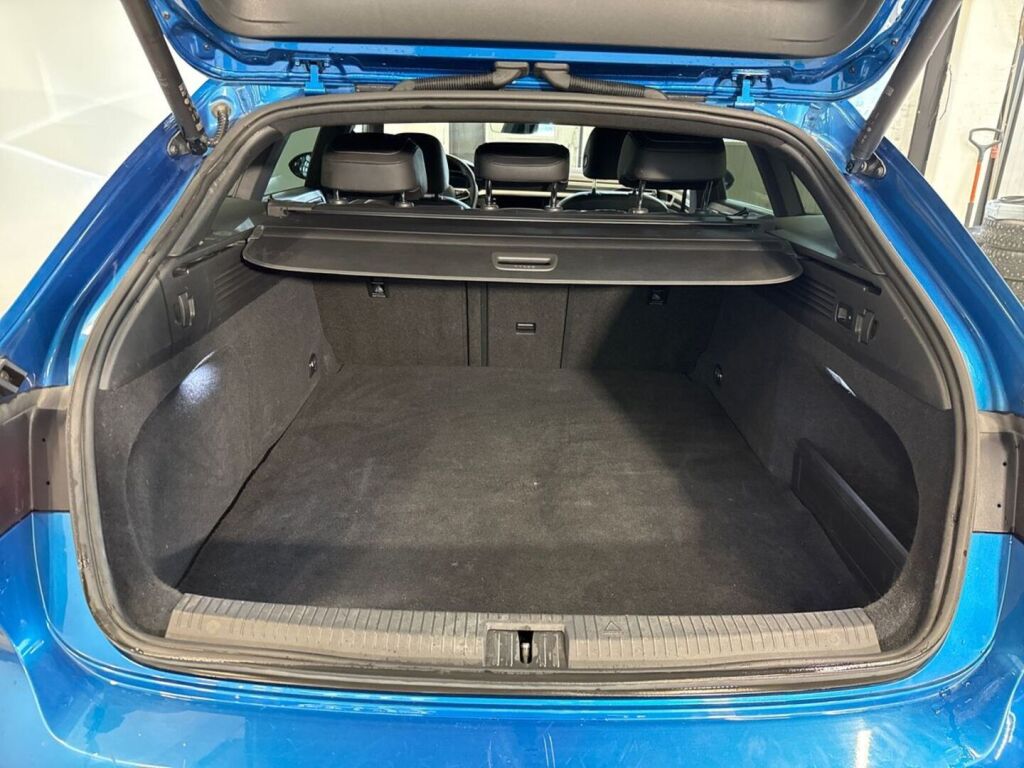 Volkswagen Arteon 2023 Sininen