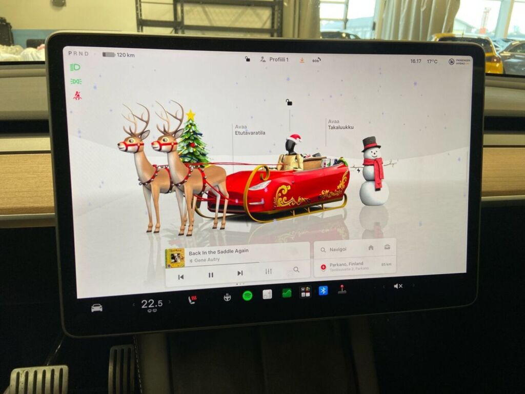 Tesla Model Y 2022 Valkoinen