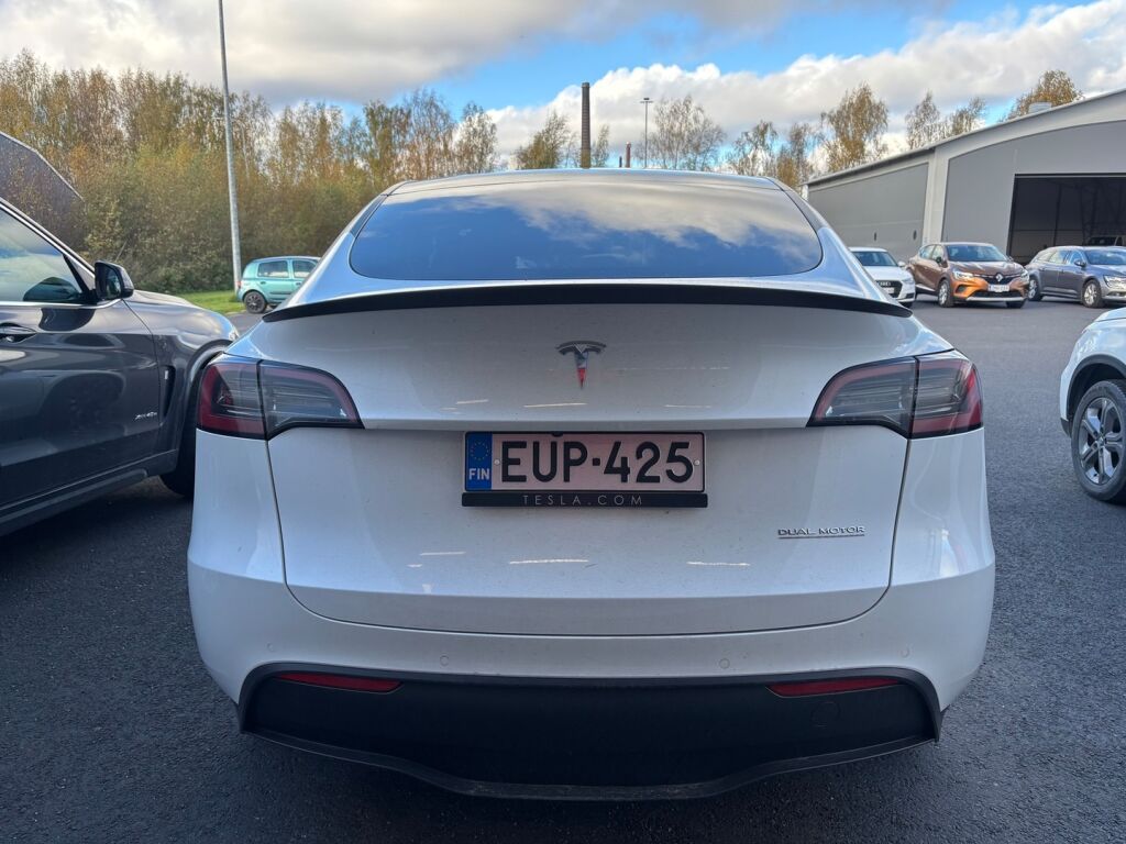 Tesla Model Y Performance 2022, bild 3/4