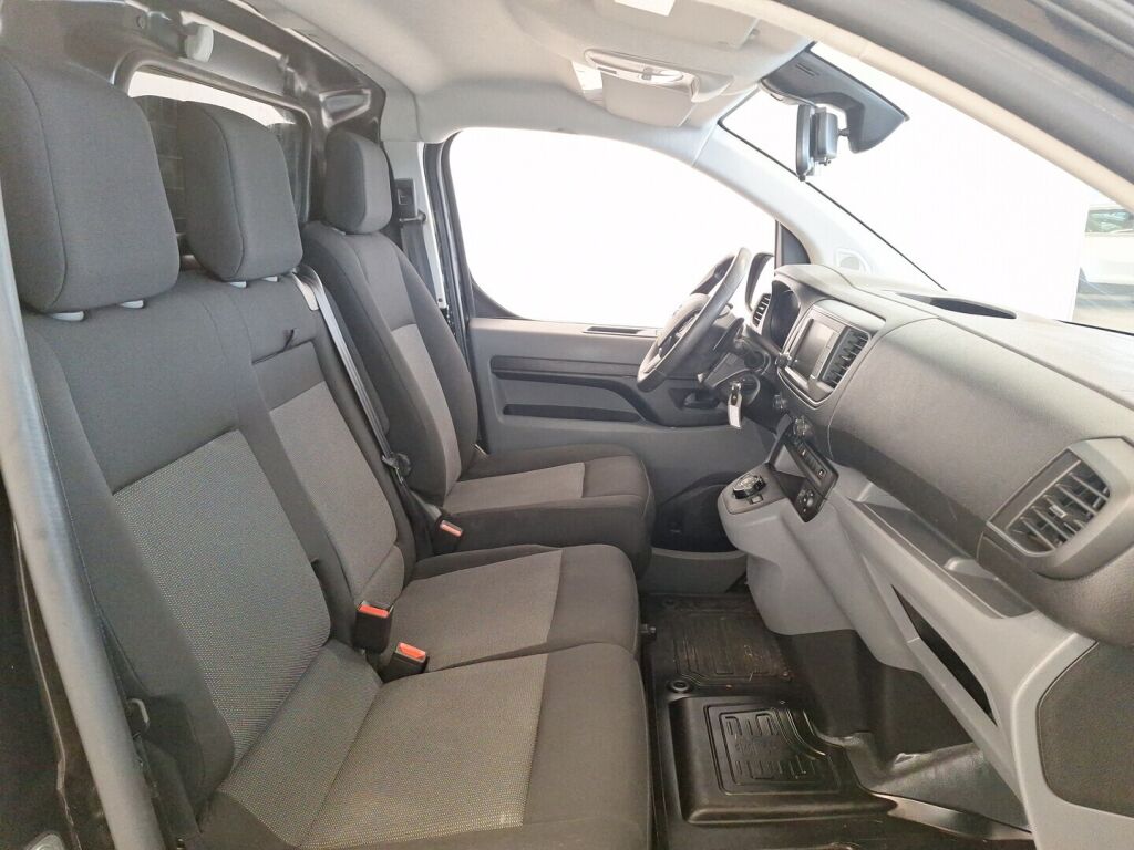 Toyota Proace 2023 Musta