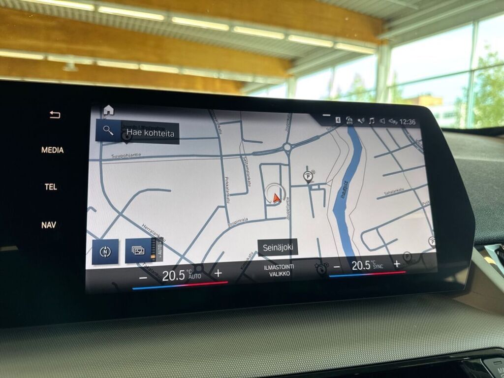 BMW X1 2023 Valkoinen