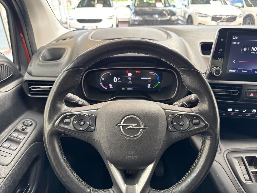 Opel Combo-e 2022 Ruskea (beige)