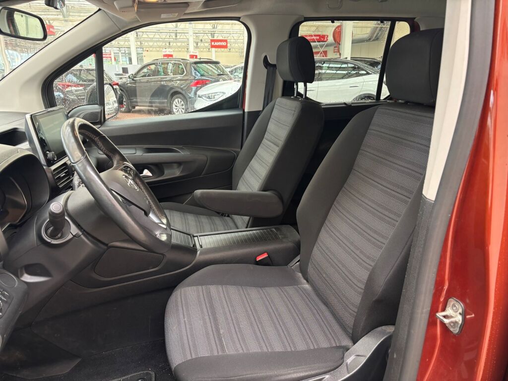 Opel Combo-e 2022 Ruskea (beige)