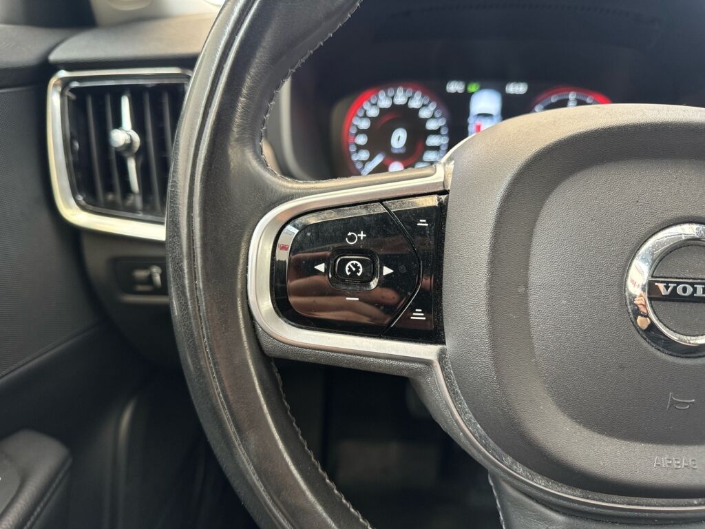 Volvo V90 Cross Country 2020 Valkoinen